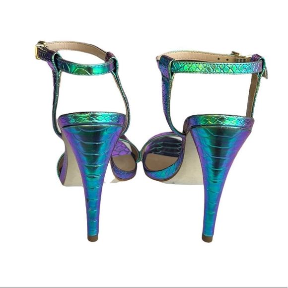Steven Madden Carmelina Turquoise Metallic Snake-Embossed Sandal - Picture 11 of 16